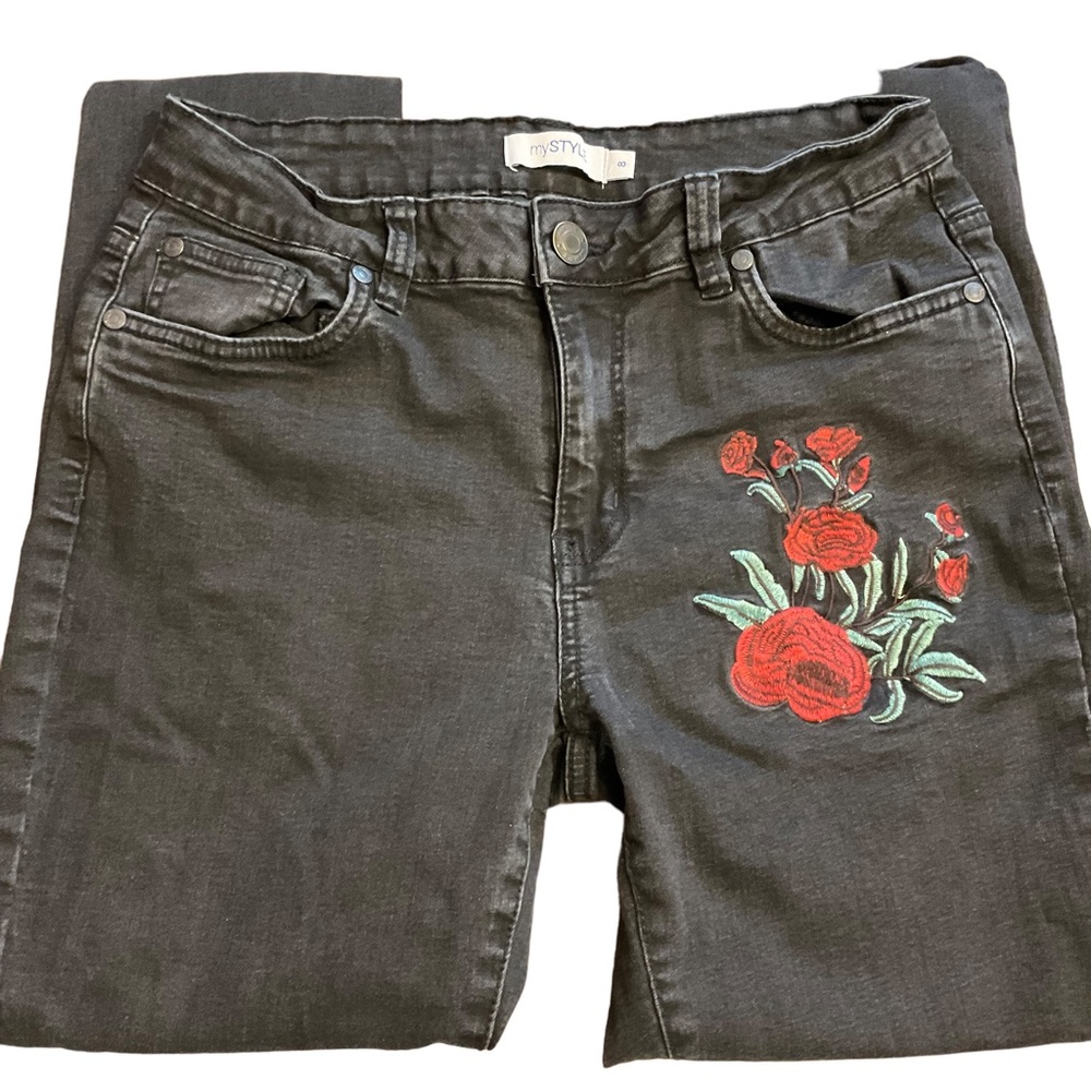 Embroidered Skinny Jeans